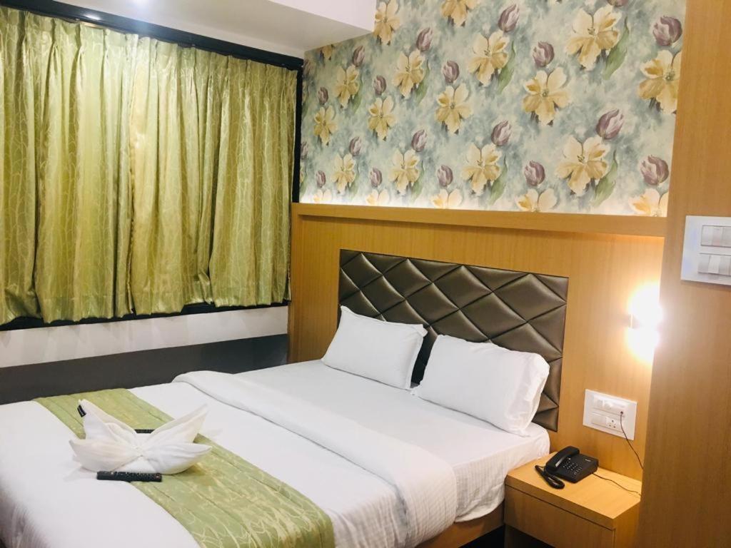 Glitz Hotels The Ar Residency - Nr Thane Railway Station エクステリア 写真